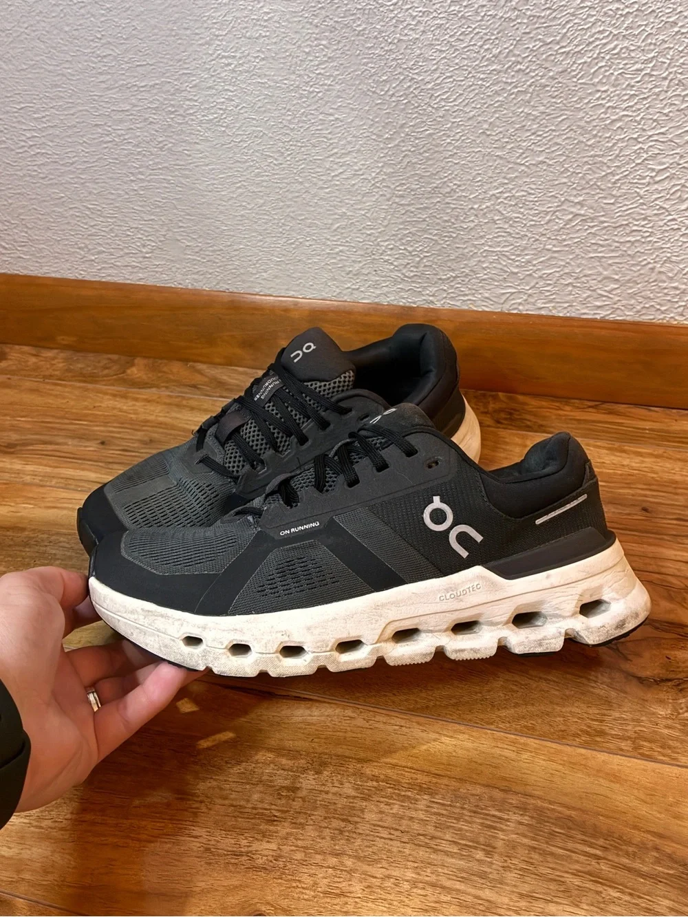 On Running cloud women’s